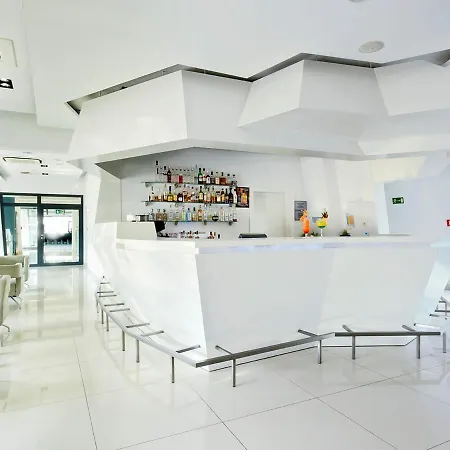 Apartment Vacationclub - Ultramarine 50 *